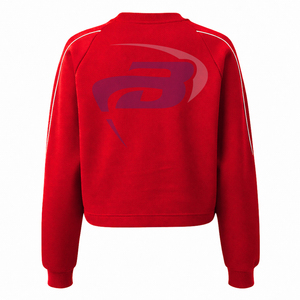 Delta |   Sigma |   Sweat-shirt court Theta Sorority Rouge et Hiver avec broderie blanche et design imprimé à passepoil – Vêtements universitaires DST - Product Image 2