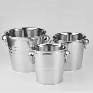 Fantástico cubo de hielo de acero inoxidable, solución ideal para bartenders profesionales y organizadores de eventos. - Product Image 2