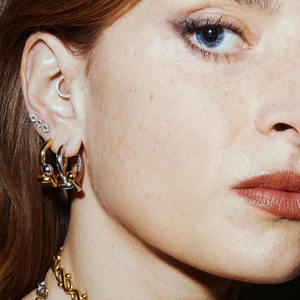 Labret en or massif 14K avec diamant de laboratoire à filetage interne, fournisseur en gros, pour piercing hélix, tragus, conch, prix d'usine - Product Image 3