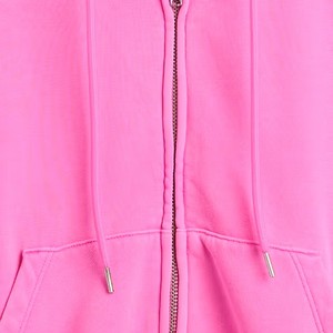 เสื้อฮู้ดครอปสีชมพูแบบซิป ทรงโอเวอร์ไซส์ สวมใส่สบายสำหรับฤดูหนาว ผลิตจากผ้าฝ้ายฟลีซ 100% ป้องกันการเป็นขุย ใส่ได้ทั้งชายและหญิง - Product Image 5