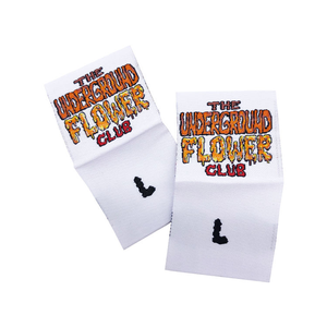 Etiqueta Tejida Plegada Personalizada para Prendas, Etiqueta Tejida con Logotipo y Nombre Personalizados - Product Image 1