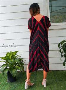 Vestido Maxi Tie Dye de Calidad Superior para Exportación, Diseño Moderno Estampado, Sin Mangas, Cuello en V, Fruncido, Estilo Dulce, Tejido Natural - Product Image 5