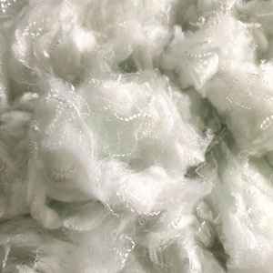 Fibres courtes de polyester recyclé, 100 % provenant de fragments de bouteilles PET, couleur blanc pur, tailles 32 mm-102 mm, 1,2D-15D, qualité AA/A/B. - Product Image 5