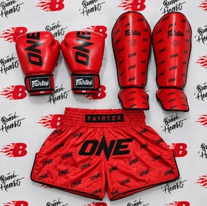 ชุดมวยไทยสีแดงพรีเมียม ชุดฝึกซ้อมหนังแท้ พร้อมนวม Fairtex ราคาประหยัด - Product Image 1