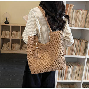 Sac en fil naturel tissé à la main, sac fourre-tout élégant pour la plage d'été, sac à bandoulière pour femme, style bohème écologique, vente en gros - Product Image 3