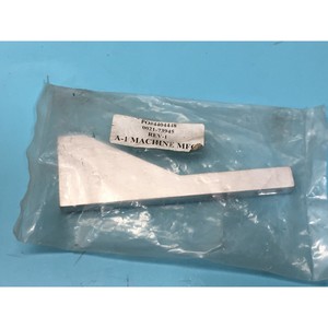 2 AMAT 0021-08588 Brazo Dispensador Central de Eje - Equipo y Piezas de Semiconductores de Confianza de la Marca Global Legacy - Product Image 1