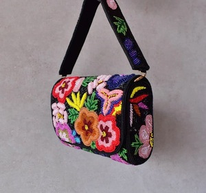 Sac à main artisanal en coton avec poignée, sac à bandoulière en coton, sac messager perlé en coton, sac à motif crabe vague - Product Image 1