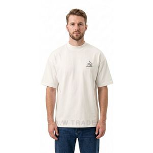 เสื้อยืดครีมดรอปโชลเดอร์พร้อมกราฟิกด้านหลังลายสถาปัตยกรรมเมืองสไตล์มินิมอลลำลองแนวสตรีทแวร์ - Product Image 1