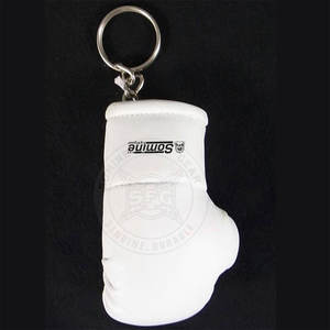 Llaveros de Boxeo Hechos en Pakistán, Personalizados con su Propio Logotipo, Color Personalizado, Llaveros de Boxeo Ligeros - Product Image 5