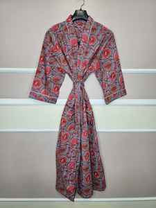 Robe kimono de plage en soie 100% pour resort, style vintage indien bohème, vente en gros - Product Image 2