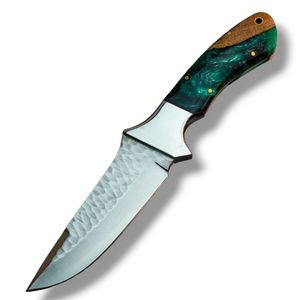 Cuchillos de Caza Damasco con Mango Marrón y Patrón Decorativo en la Hoja de Acero, Empuñadura Ergonómica de Madera para Camping, Caza y Trabajo de Campo - Product Image 1