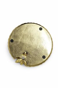 Bandeja Metálica en Forma de Hoja de Loto con Portavelas, Decorativa, de Aluminio Dorado, para Pooja, Centro de Mesa, Plato para Flores Hecho a Mano - Product Image 5