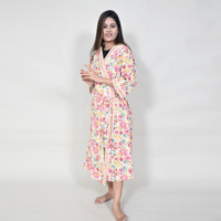 Robe de nuit kimono pour femme en tissu gaufré de coton à imprimé floral 300g, col en V, manches trois-quarts, ceinture à nouer, longueur intégrale