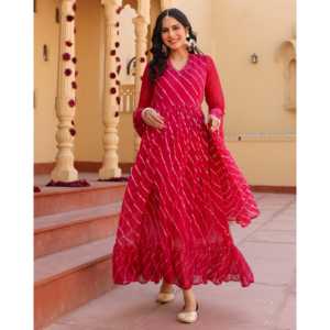 Robe Anya en mousseline rose Leheriya avec taille empire, silhouette ample et détails à volants - Product Image 5