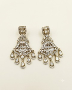 Pendientes colgantes Kundan con incrustaciones de piedras cuadradas de diseño, pendientes Kundan chapados en oro antiguo para mujer, fabricante de pendientes de boda. - Product Image 5