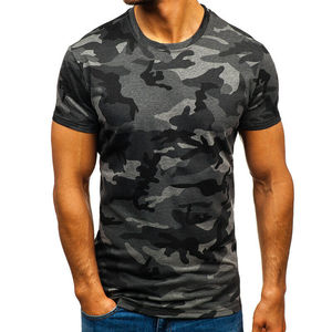 T-shirt camouflage à manches courtes pour homme, coupe ajustée, col rond, respirant, tricoté, décontracté, motif rouge et noir, tissu jersey - Product Image 5