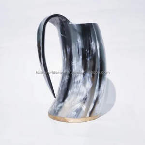 Tasse en corne de bœuf de buffle noir poli avec logo personnalisé tasses en corne naturelle de style médiéval fabriquées à la main de falak exportation mondiale - Product Image 2