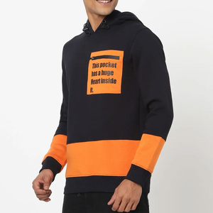 Sweat-shirt à capuche pour homme, noir et orange, avec poche imprimée, coupe décontractée, style automne, manches régulières, en coton tricoté - Product Image 3