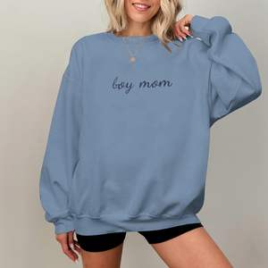 เสื้อสเวตเชิ้ตปักลายสำหรับคุณแม่ แบบลำลอง ทรงโอเวอร์ไซส์ มีฮู้ดคอกลม สำหรับชีวิตคุณแม่ - Product Image 4