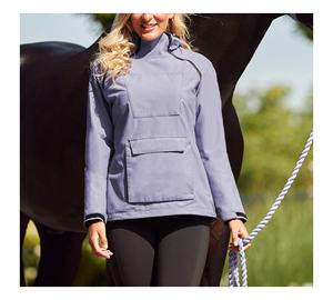Veste de pluie pour femmes équestres de compétition en plein air, manteau imperméable à coque souple avec logo personnalisé - Product Image 1