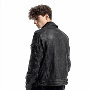 Veste en cuir de haute qualité, très élégante et stylée - Product Image 1