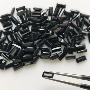 พลอยออนิกซ์สีดำธรรมชาติ 6x3 มม. ทรงบาแกตต์ คุณภาพดีที่สุด พลอยหลวมสำหรับทำเครื่องประดับ ได้รับการรับรองจากเรดเมาน์เทน เจมส์ - Product Image 1