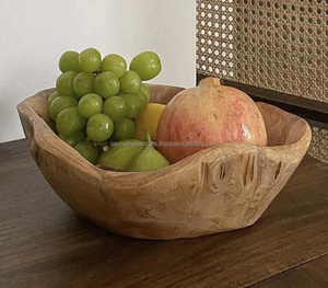 Bol à salade et à céréales en bois massif naturel, fabriqué à la main, écologique, style classique, pour un usage quotidien par Tayyab Handicraft - Product Image 1