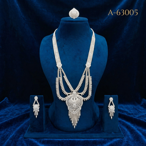 Ensemble de bijoux de mariée de luxe plaqué or 24 carats avec zircon, collier et boucles d'oreilles tendance et traditionnels A-63000 - Product Image 6