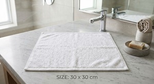 Serviette de toilette en coton blanc 30 x 30 cm carrée unie - Product Image 1