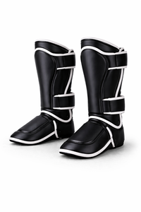 Protège-tibias de boxe thaïlandaise et MMA personnalisés en cuir véritable respirant avec fermeture auto-agrippante Fairtexs OEM pas cher - Product Image 1