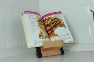 Support de livre de recettes en bois personnalisé, pliable, cadeau de cuisine personnalisé pour maman, cadeau pour la fête des mères, décoration de comptoir - Product Image 2