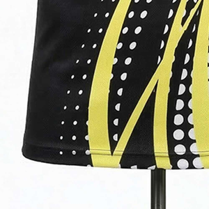 Camiseta de Manga Corta con Cuello Redondo y Estampado Geométrico Negro y Amarillo para Hombre, de Secado Rápido, Tejido de Punto, Corte Ajustado, Estilo Deportivo - Product Image 5