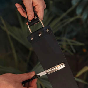 Correa de Barbero para Afeitar y Depilación, Tijeras de Acero Inoxidable para Salón, Afilador de Tijeras de Peluquería, Material de Cuero - Product Image 2