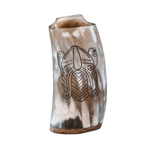 Aaliyan Impex Tasse à Corne à Boire de Haute Qualité, Artisanal Naturel Poli Fait à la Main, Inspiré de Valhalla, Style Nautique, Animal de Noël - Product Image 1