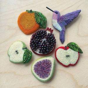 Broche de solapa artesanal de limón en rodajas premium con bordado de cuentas de vidrio, diseño de cítricos, para mujer, chaqueta vaquera, bolso, venta al por mayor - Product Image 6