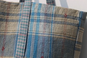 Sac Kantha vintage Sac fourre-tout matelassé Sari Kantha vintage - Product Image 5