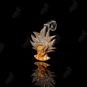 Colgante de Plata de Ley 925 con Diamante Moissanita, Estilo Super Saiyan Goku, Hip Hop, para Hombre, con Rostro y Detalles Escarchados - Product Image 5