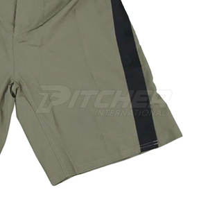 Pantalones Cortos de MMA Elegantes con Costuras Resistentes y Tela Transpirable, Ideales para Entrenamiento en el Gimnasio y Artes Marciales - Product Image 4