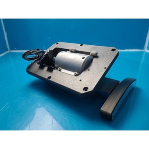 Actuador Neumático Compacto SMC CQ2BS63-44.5-DC182 Usado Como Pieza de Repuesto para Equipos Legacy Semiconductor - Product Image 1