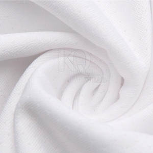 Tenue de football sportive urbaine en polyester, légère, respirante, séchage rapide, coupe confortable, idéale pour les séances d'entraînement en extérieur - Product Image 5