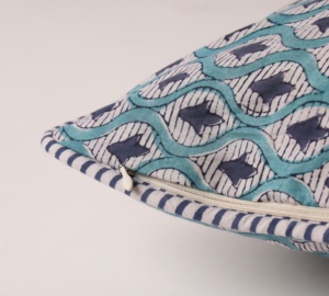 Housse de coussin lavable style vintage imprimée à la main, en coton indien, motifs floraux et géométriques, décoration bohème pour la maison - Product Image 2