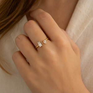 Bague de Fiançailles et de Promesse Toi et Moi 0,16 Ct Taille Brillant, Diamant Taille Émeraude et Marquise Certifié IGI, Bagues de Luxe - Product Image 2
