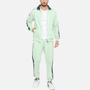 Survêtement Homme Personnalisé avec Logo – Ensemble Jogging en Polaire de Haute Qualité (Haut à Capuche et Pantalon) – Vêtements de Sport Professionnels – Vente Directe Usine - Product Image 1