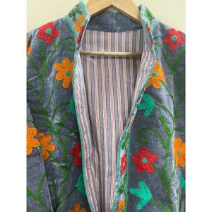 Handmade Suzani Velvet Winter Embroidery <b>Jacket</b> <b>Women</b> Mandarin Collar Full Sleeve Autumn Floral Pattern Bohemian Style Coat - Product Image 4