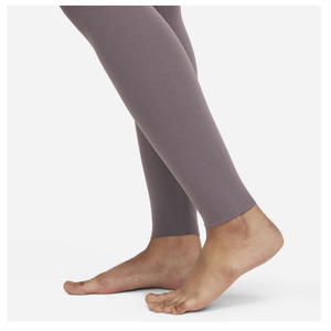 Leggings de nailon para mujer de primera calidad a bajo precio, ajustados, sin costuras, transpirables, para entrenamiento. - Product Image 5