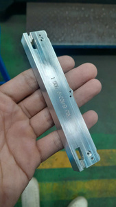 การกัดชิ้นส่วนอะลูมิเนียมด้วยเครื่อง CNC - Product Image 6