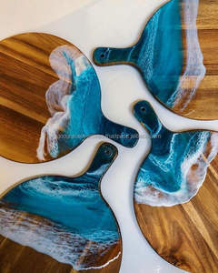 Bandeja Rectangular de Madera de Acacia Ecológica para Servir Charcutería con Resina Epoxi para Queso y Cortar en la Cocina - Product Image 4