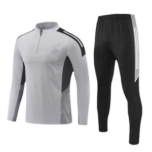 Conjunto Deportivo Premium para Hombre con Logotipo Personalizado, Traje Deportivo Transpirable para Correr, Ropa Deportiva Personalizada para Gimnasio y Running al por Mayor - Product Image 6