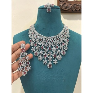 Collier et boucles d'oreilles en laiton plaqué argent de qualité supérieure, avec ensemble Tikka, bijoux pour femmes, cadeau de mariage, de fiançailles ou de fête - Product Image 1