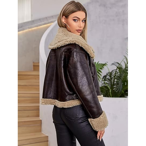 Blouson bomber en cuir véritable pour femme avec col et poignets en fourrure, manteau court d'hiver épais et coupe-vent - Product Image 5